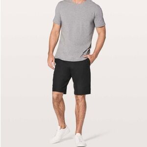 Lululemon Men’s Commission Short Relaxed Warpstreme Fabric 11" in Black, Size 40